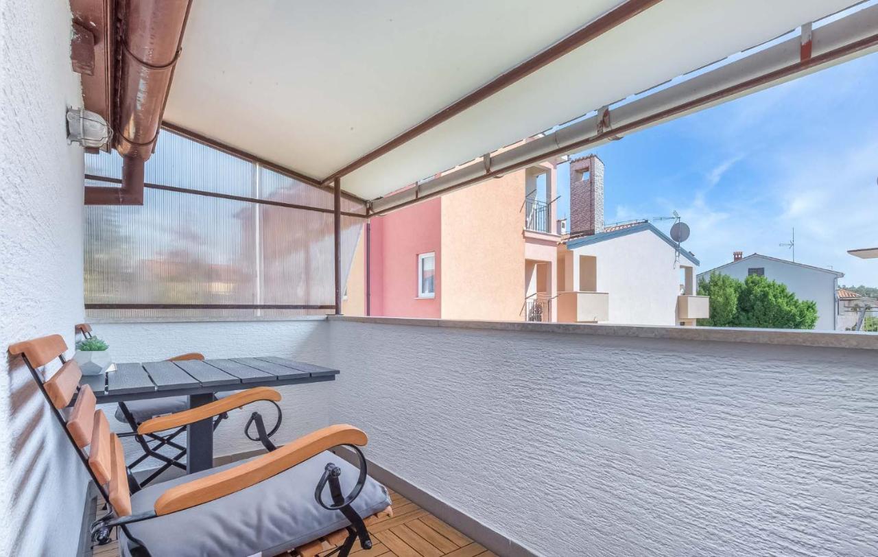 Zlata Apartment Porec Exterior photo