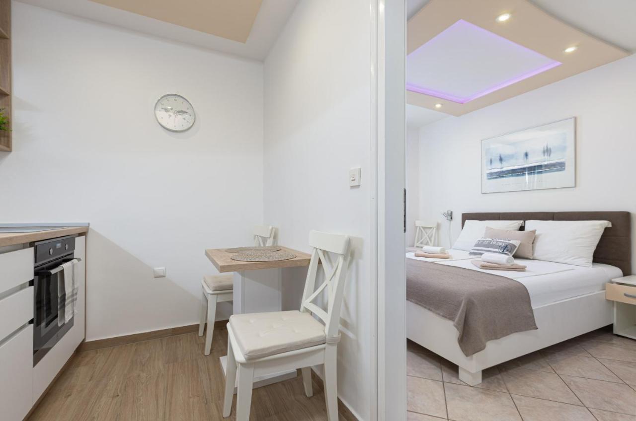 Zlata Apartment Porec Exterior photo