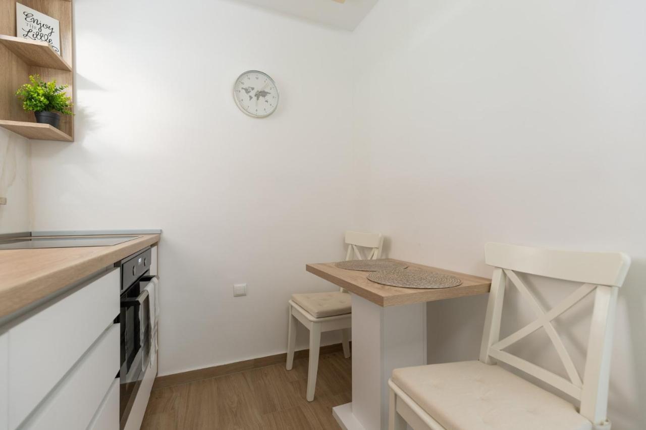 Zlata Apartment Porec Exterior photo