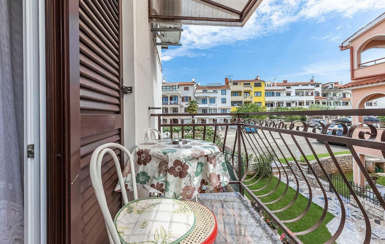 Zlata Apartment Porec Exterior photo